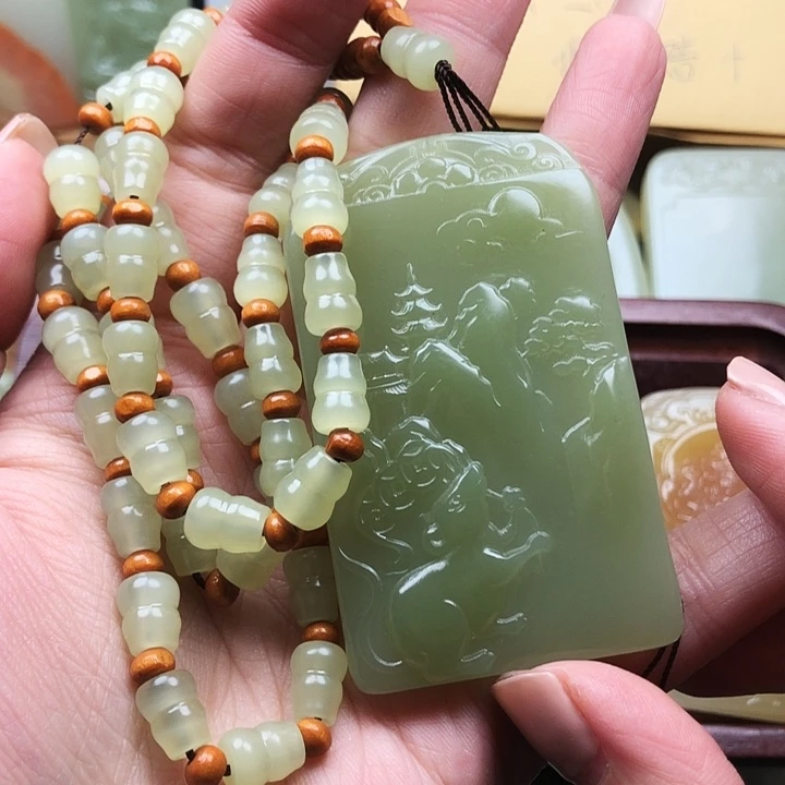 明*天然玉石生肖鼠