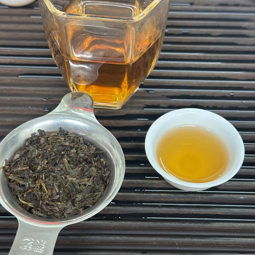 2024年【乌岽茶碎】韵味枞味 碳三次火 老茶客最爱/不支持退换