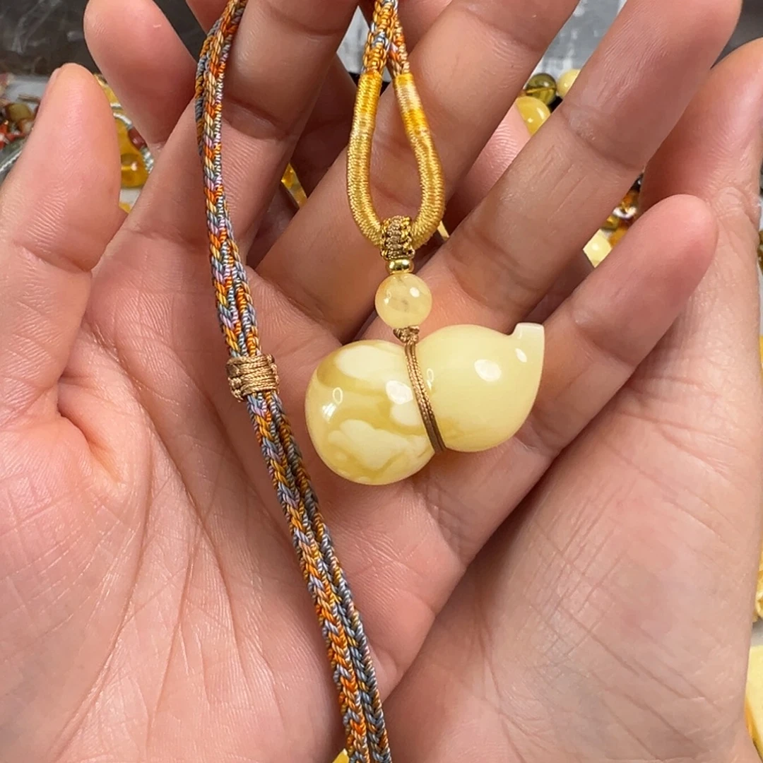 蜜蜡未镶嵌裸石蜜蜡