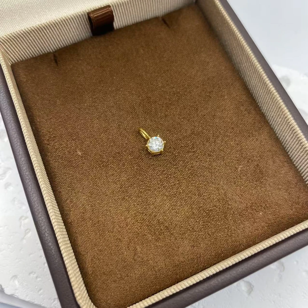 【媛媛】18K金六爪镶嵌泡泡吊坠 卡约5mm