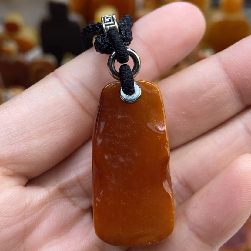 【闪购商品】琥珀颈饰未镶嵌