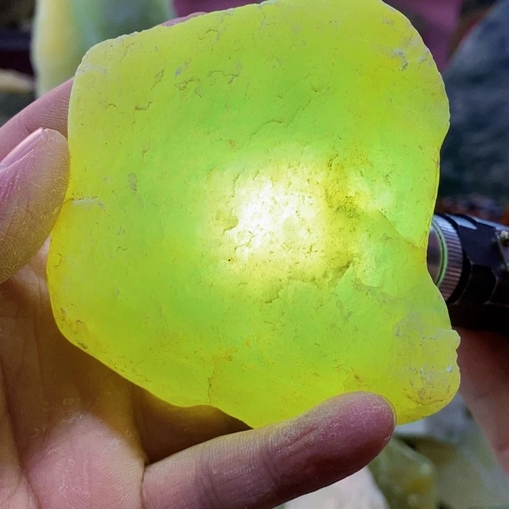 蛇纹石玉未镶嵌岫玉原石蛇纹石玉