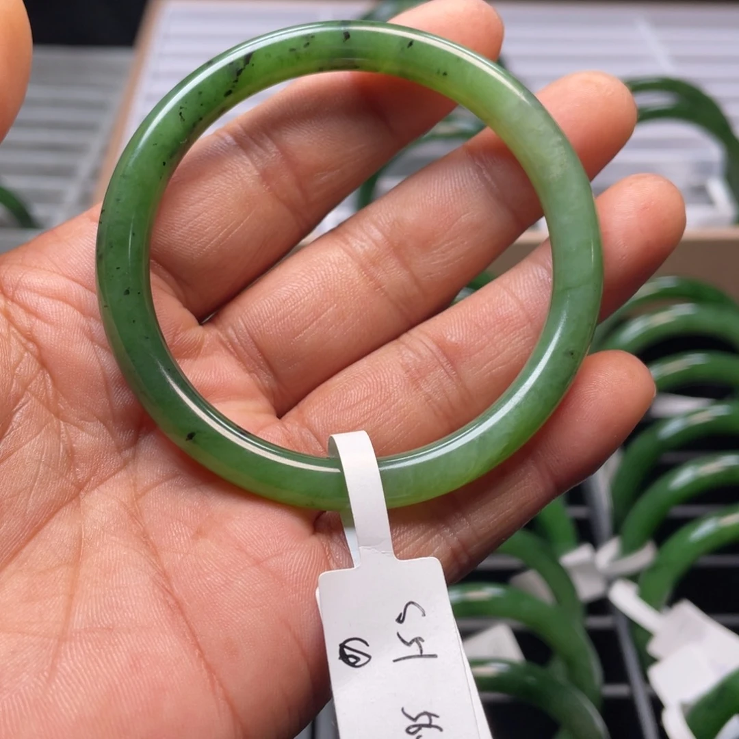 和田玉（碧玉）手镯未镶嵌