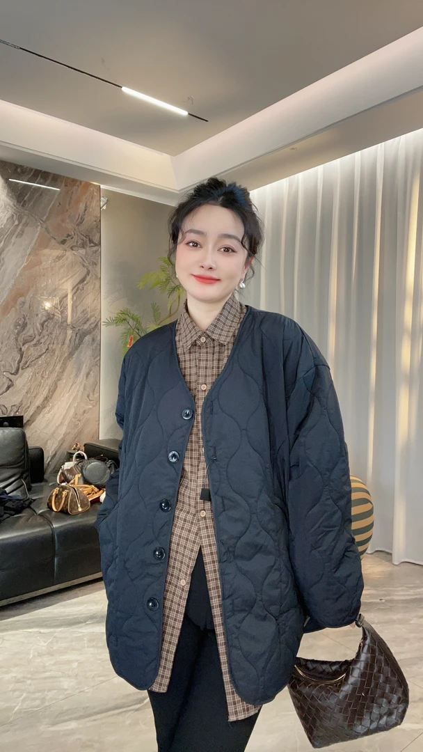 【冲姐】915 秋冬新款纯色宽松韩版显瘦V领长袖简约时髦棉服外套