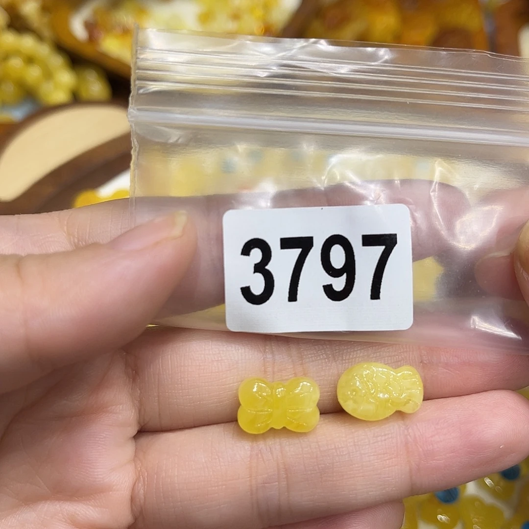 琥珀未镶嵌珠宝奇石