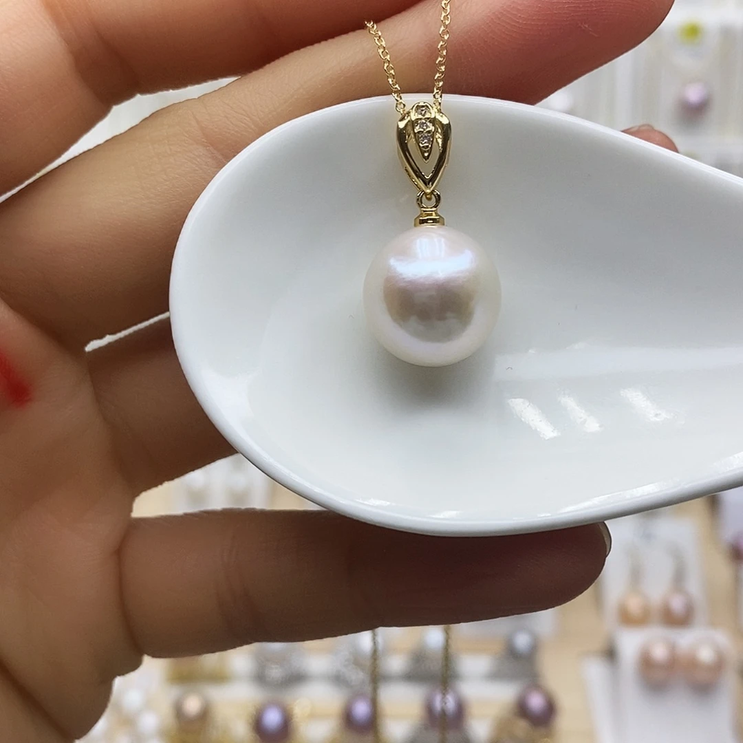 淡水珍珠颈饰合金