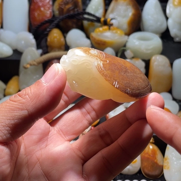 未镶嵌和田玉珠宝奇石