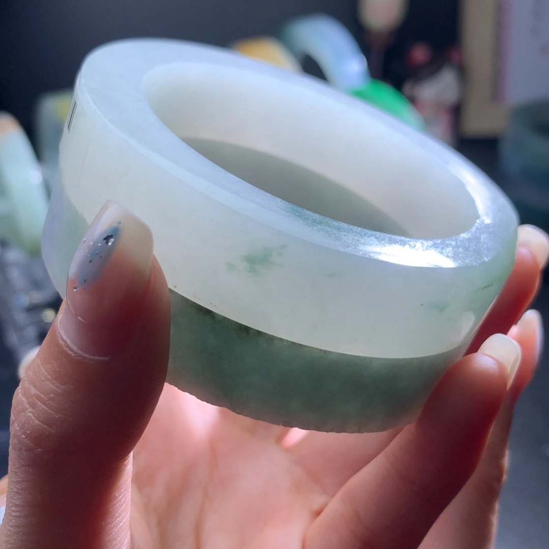 定制翡翠手镯未镶嵌