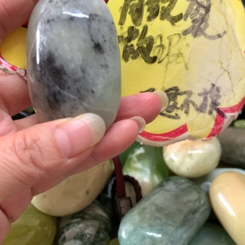 蛇纹石玉未镶嵌手把件