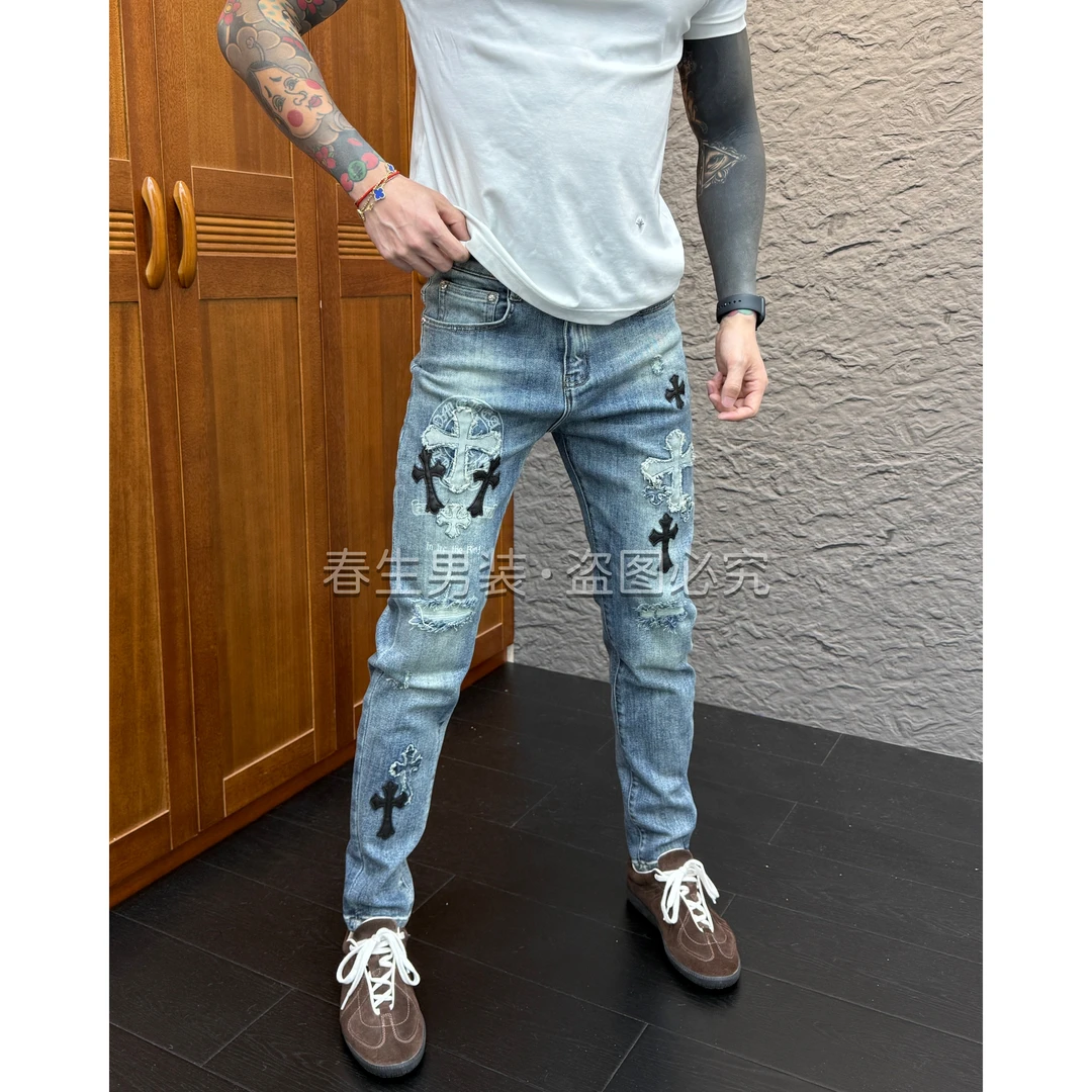 2025秋冬新款时尚休闲百搭贴皮刺绣男士修身小脚牛仔裤91810