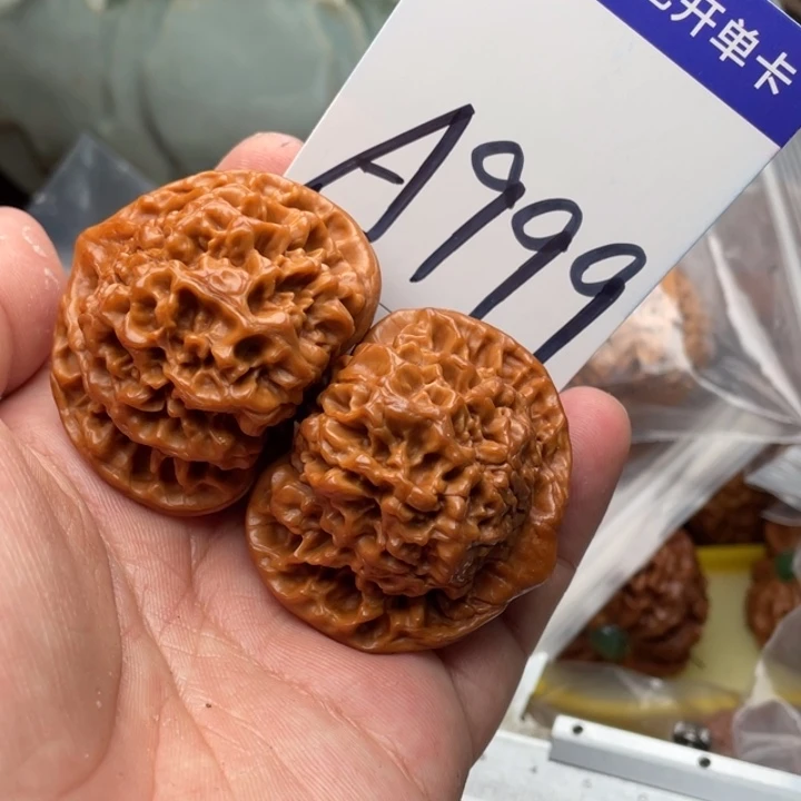 桃核把件金*子12345567899000