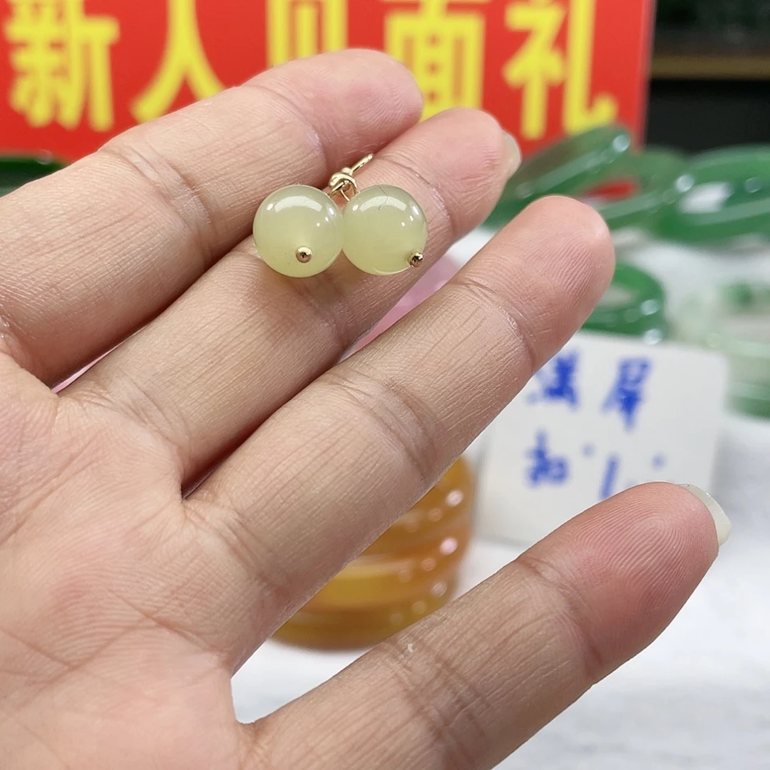 石英质玉手镯未镶嵌福**登