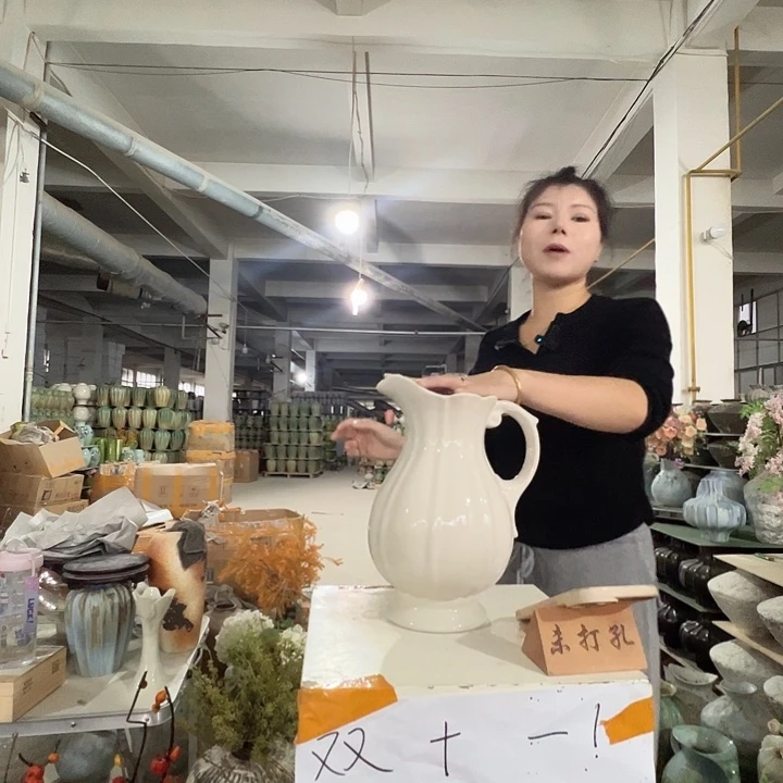 景德镇陶瓷花瓶厂家