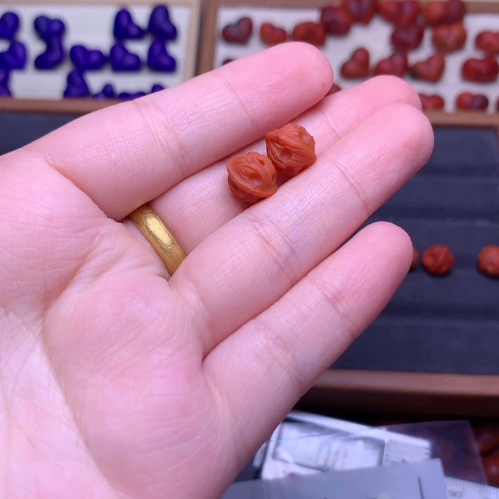 财***财南红玛瑙屁桃未镶嵌96