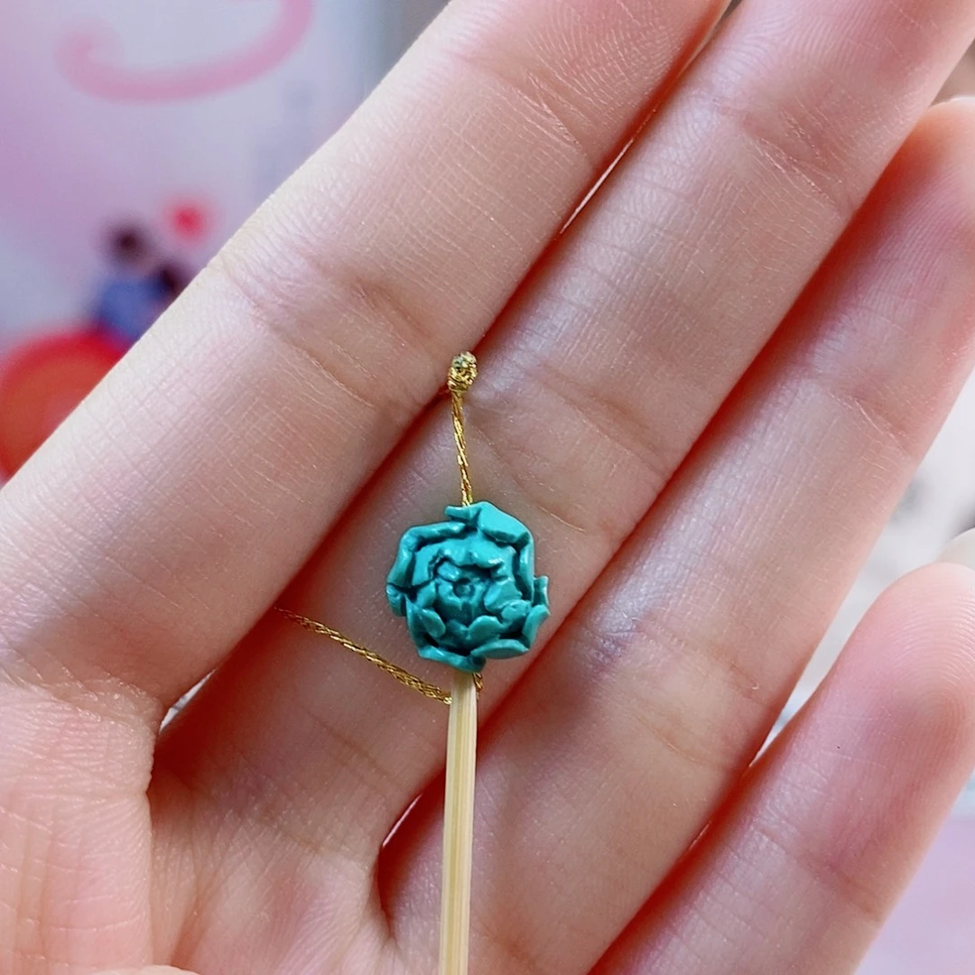 未镶嵌绿松石珠宝奇石