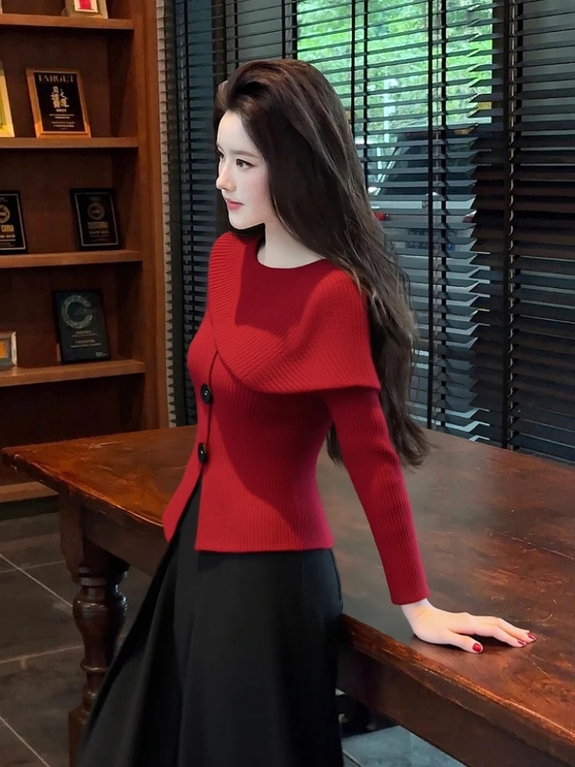 今年本命年红色毛衣秋冬季收腰显瘦针织衫小众设计感斗篷上衣女装