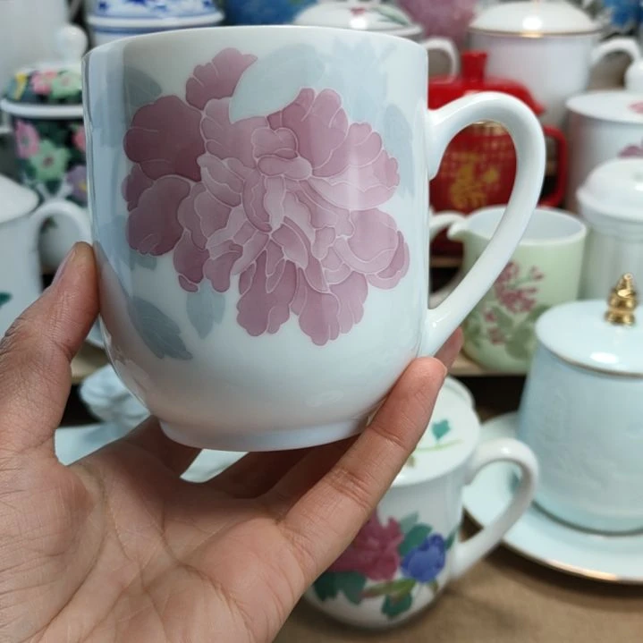 杯子哎*手绘釉下彩红牡丹无盖