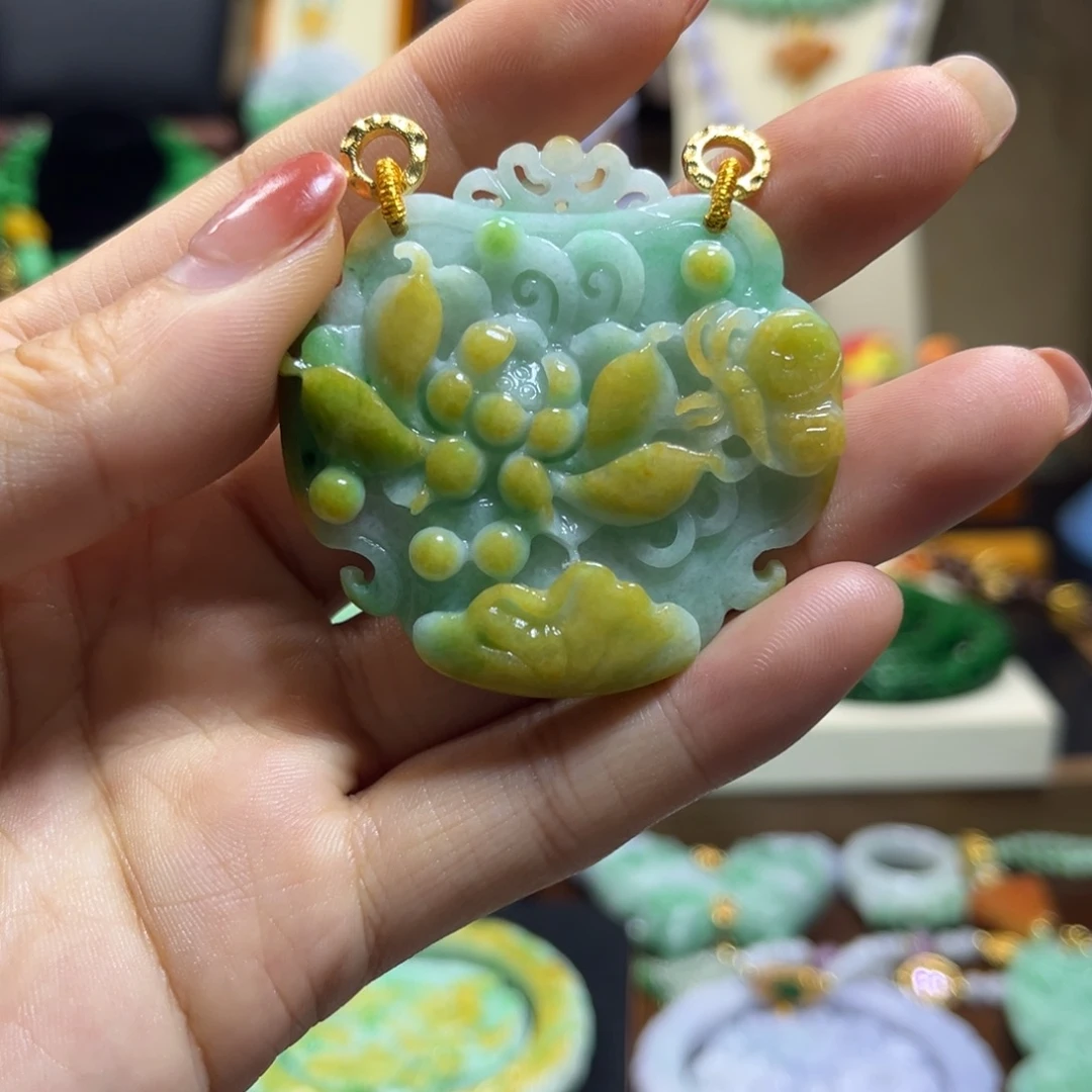 翡翠未镶嵌颈饰天然翡翠