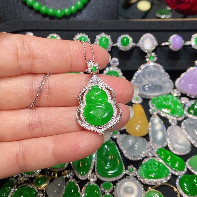 【闪购商品】翡翠颈饰未镶嵌天然翡翠