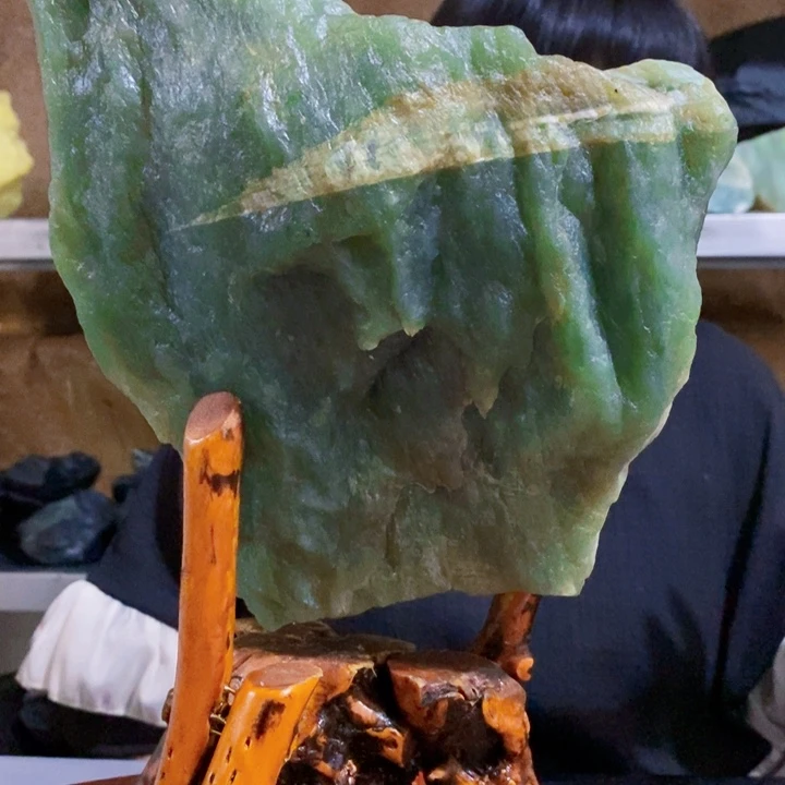 蛇纹石玉未镶嵌原石妹***瑰