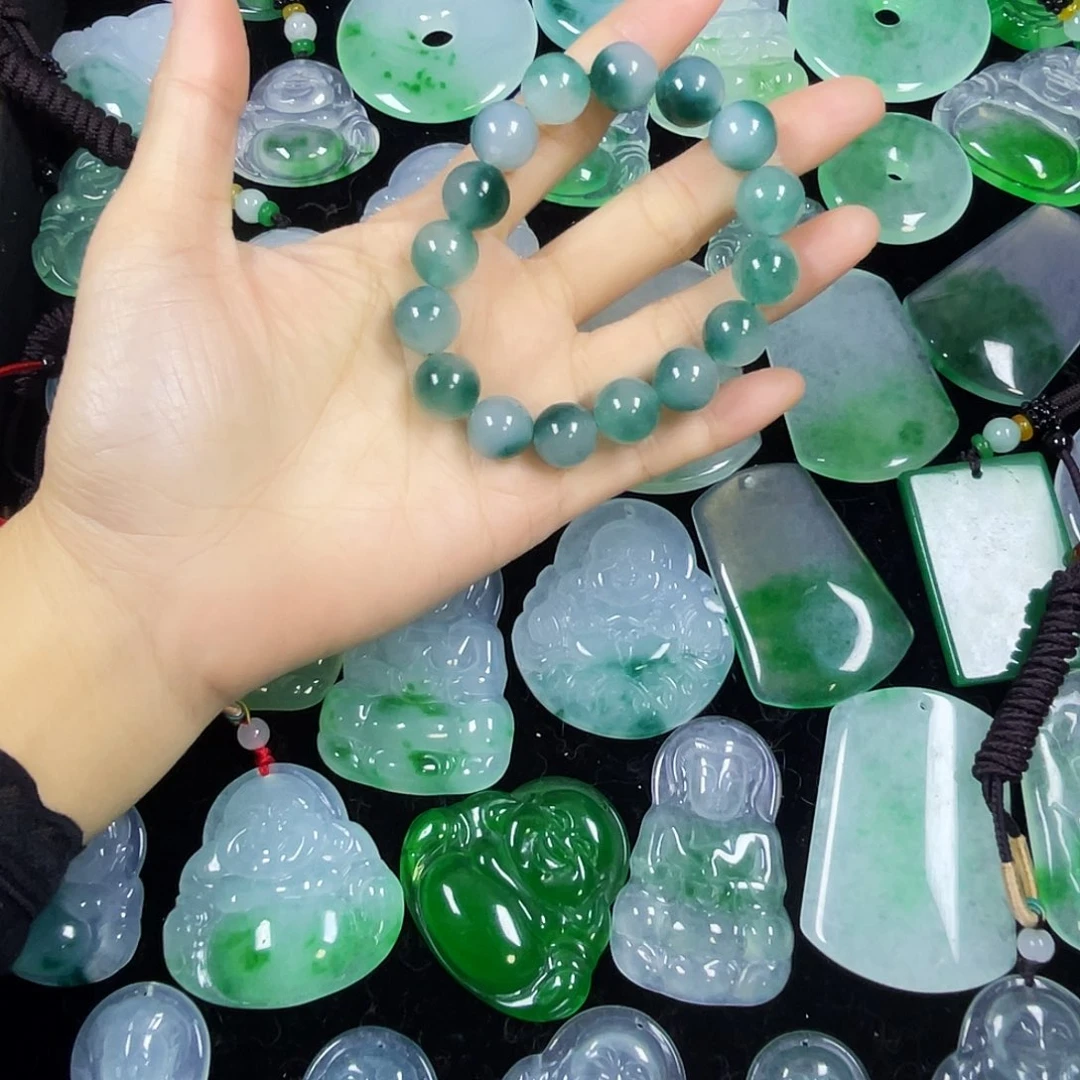 翡翠未镶嵌颈饰手串