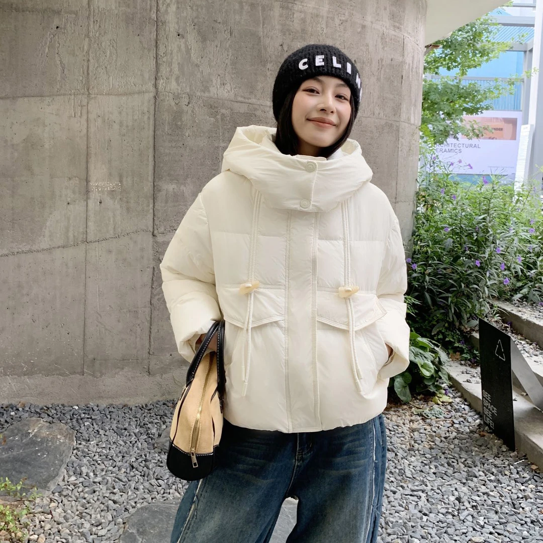 门店11&49！更暖更舒适~90鸭绒，连帽防风短款加厚羽绒服女 M13637