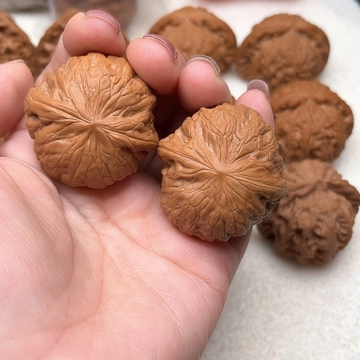 文玩核桃把件张*子铁锤 有修