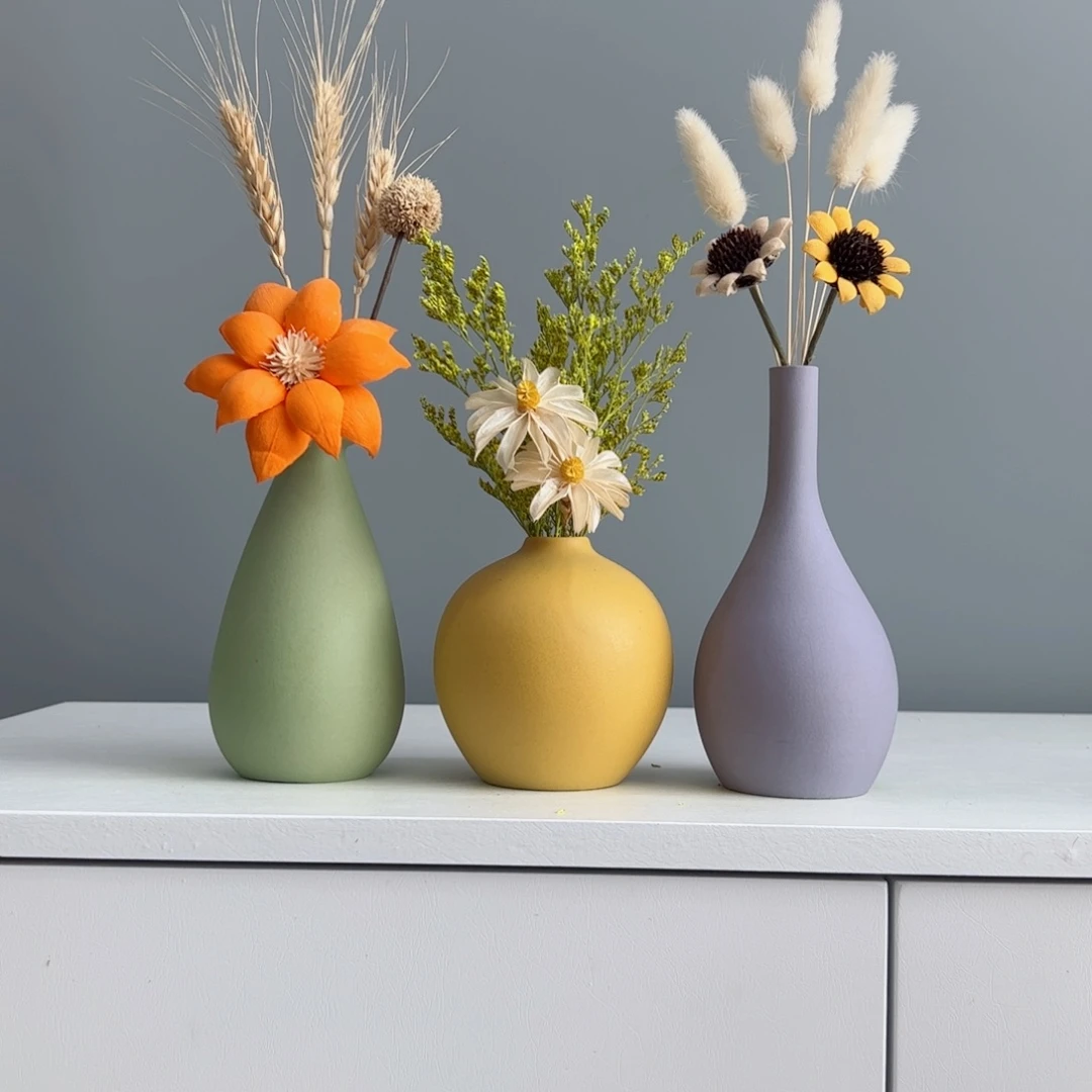 摆件陶瓷小花瓶摆件含花总高约20-30cm