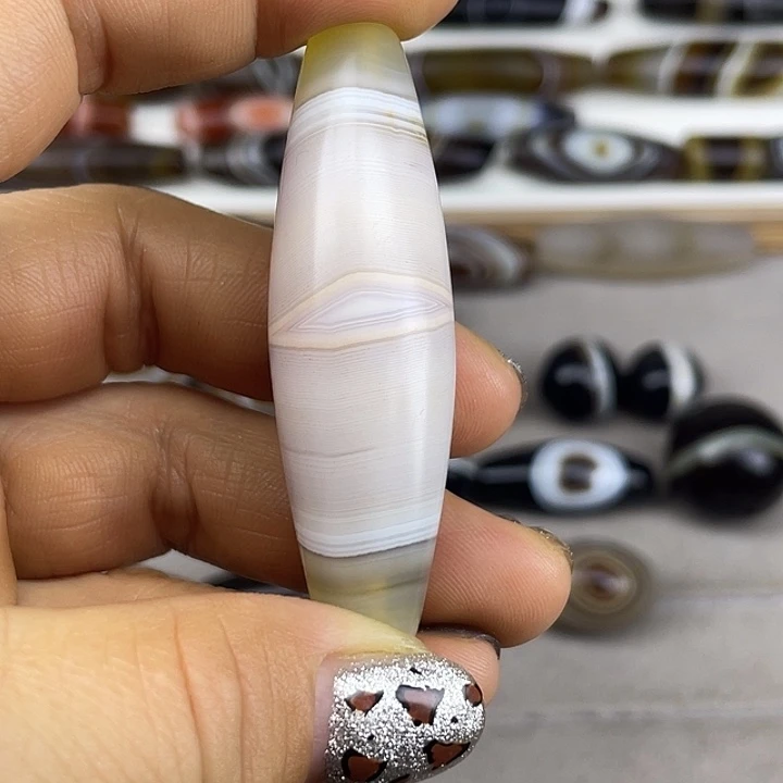 ****财玛瑙/玉髓散珠缠丝玛瑙