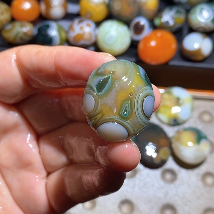 未镶嵌玛瑙/玉髓珠宝半成品129