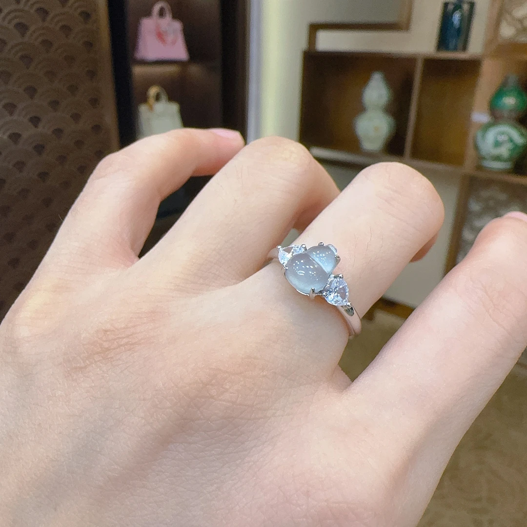 翡翠葫芦戒指  多样性团购发一件