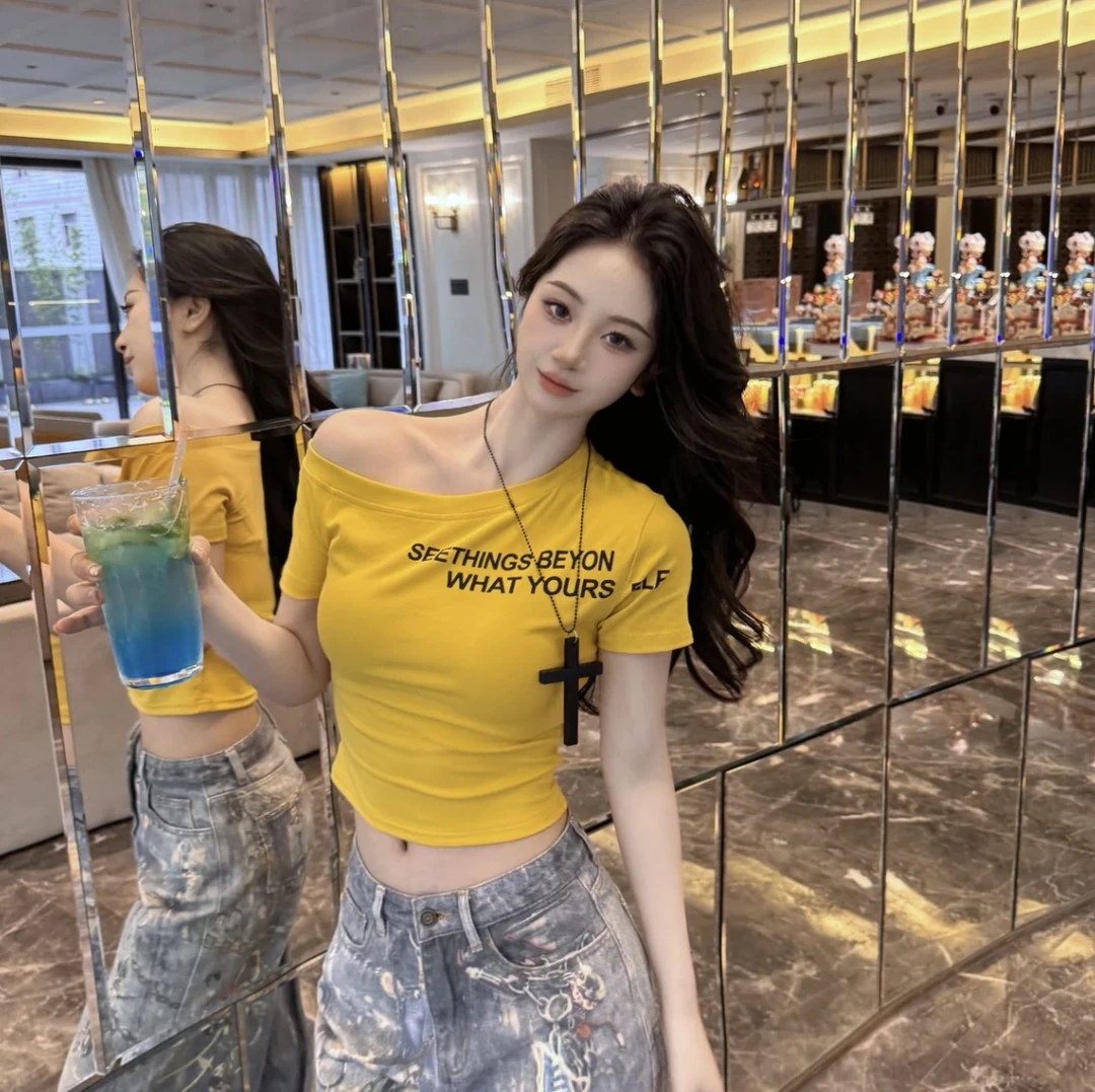 2025夏季新款露肩印花T恤女短袖辣妹高腰短款修身显瘦小个子上衣