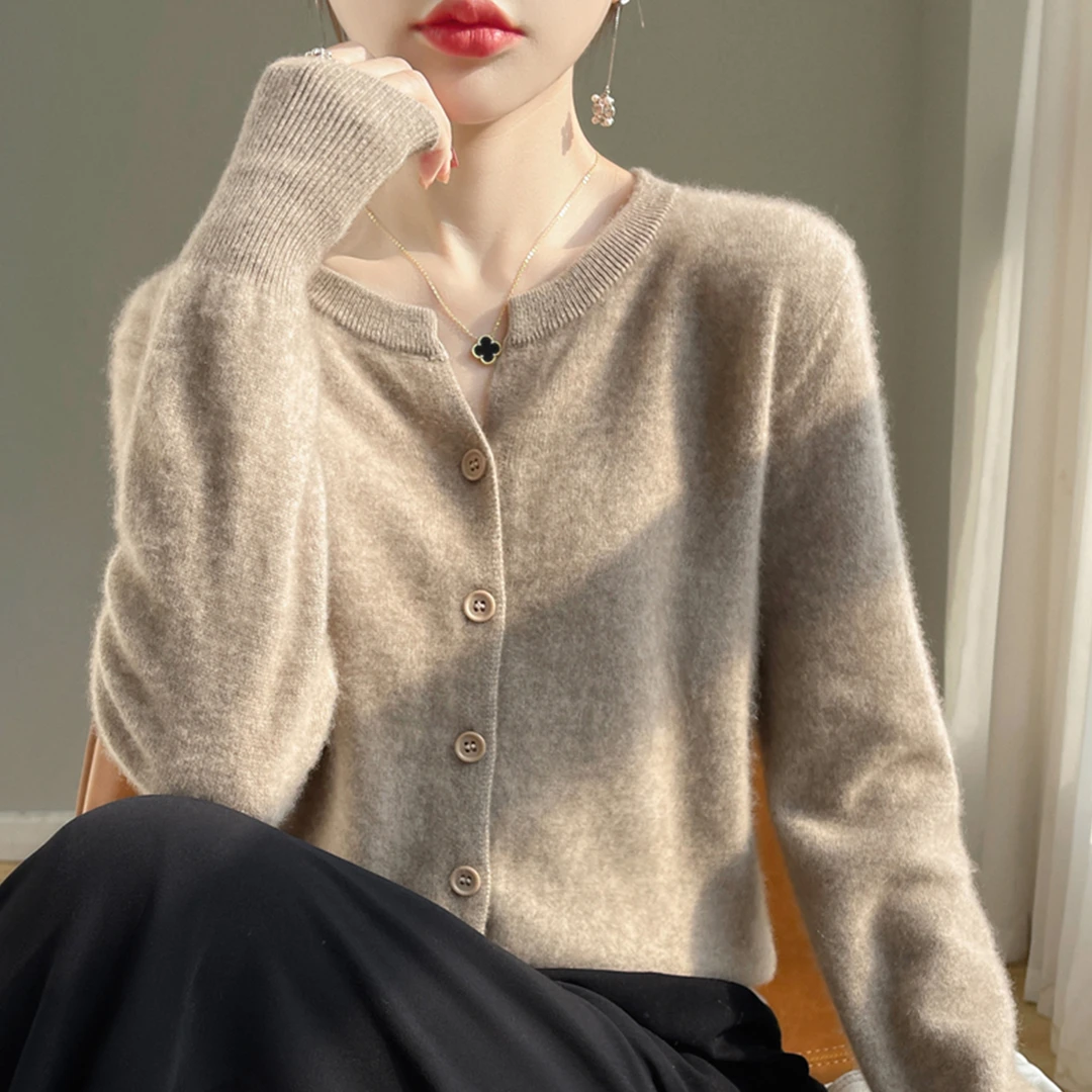 胖mm春秋大码女士薄款外搭羊毛针织开衫2025早秋新款短款毛衣外套