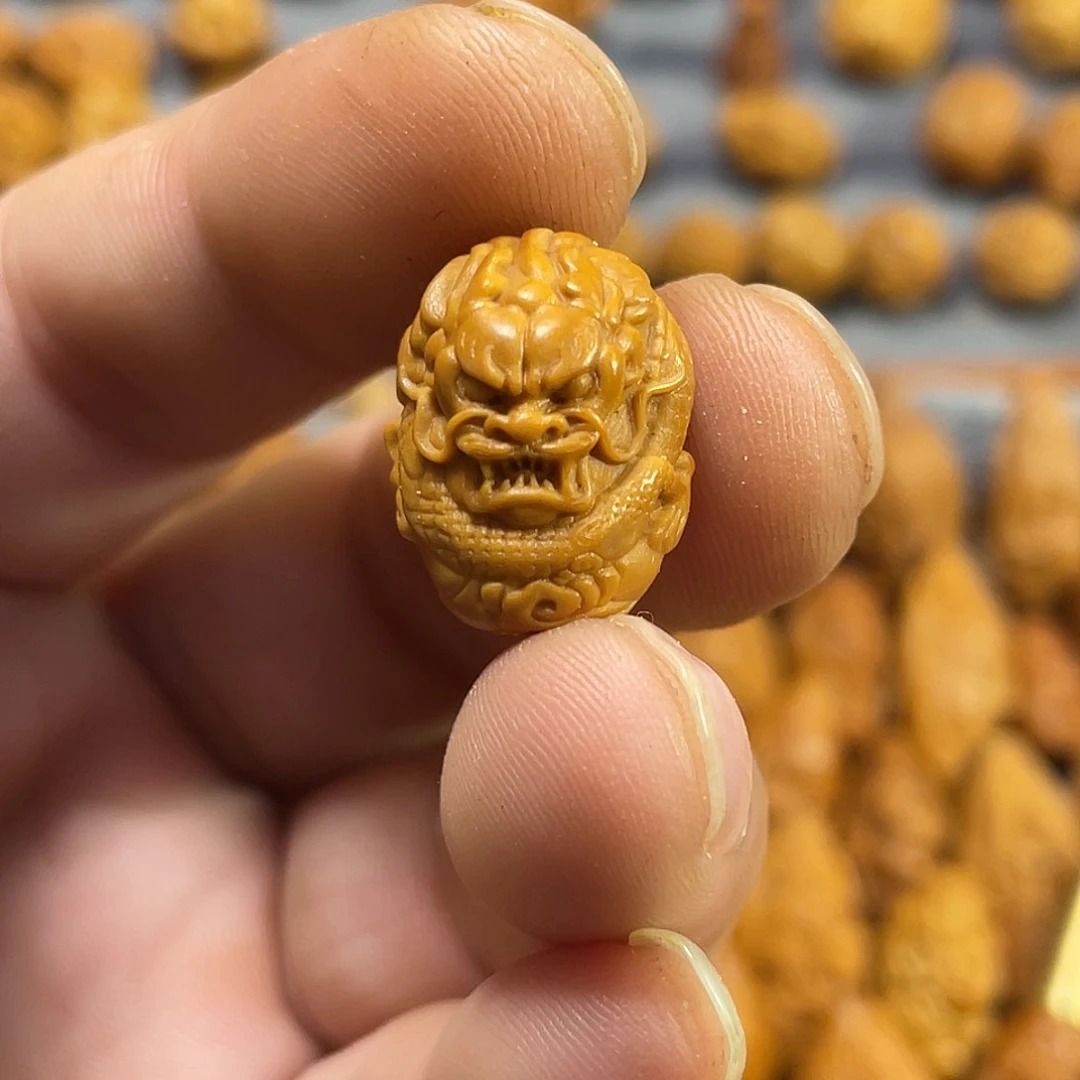 橄榄核手串/手链龙三通643