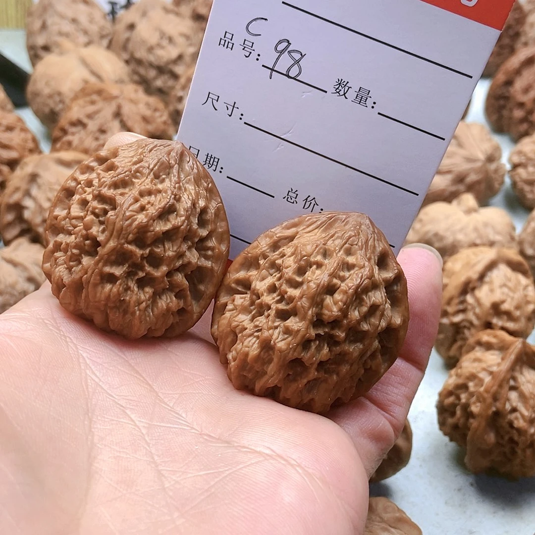把件桃核98号野牛38尺