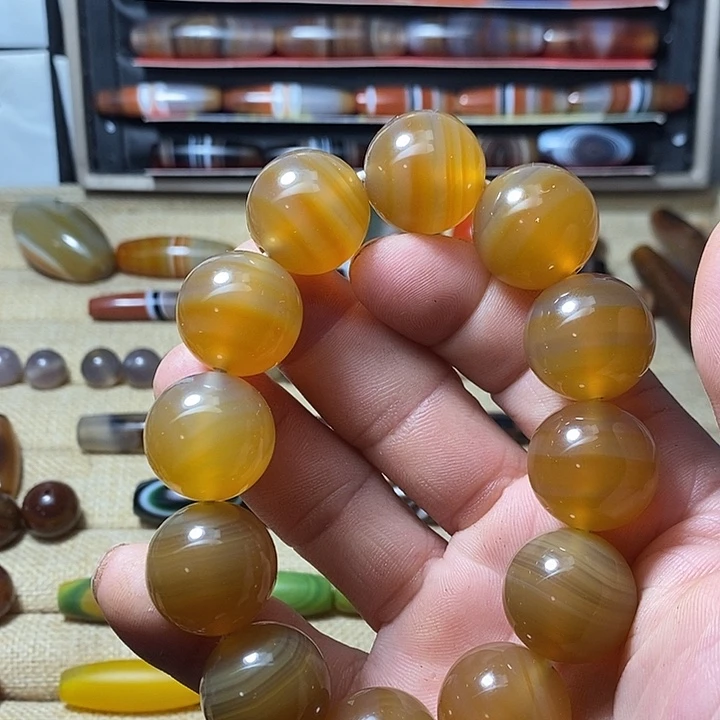 玛瑙/玉髓合金颈饰