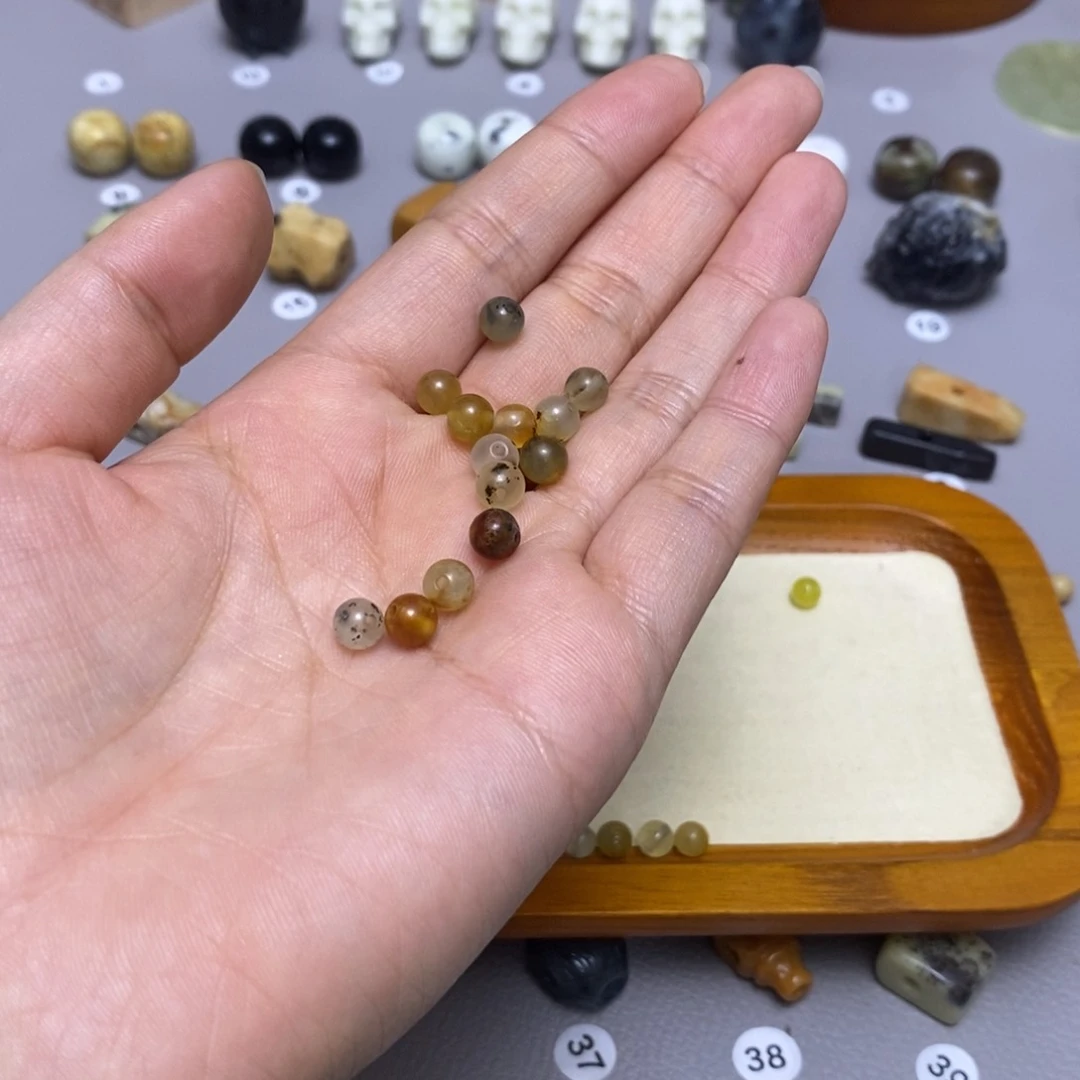 蛇纹石玉配饰合金有****失