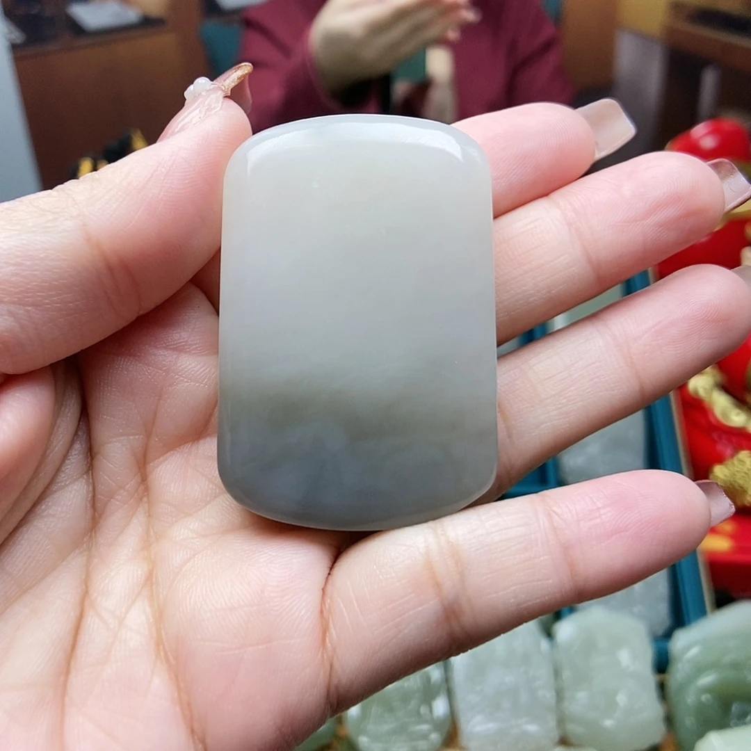 和田玉颈饰未镶嵌大***叨