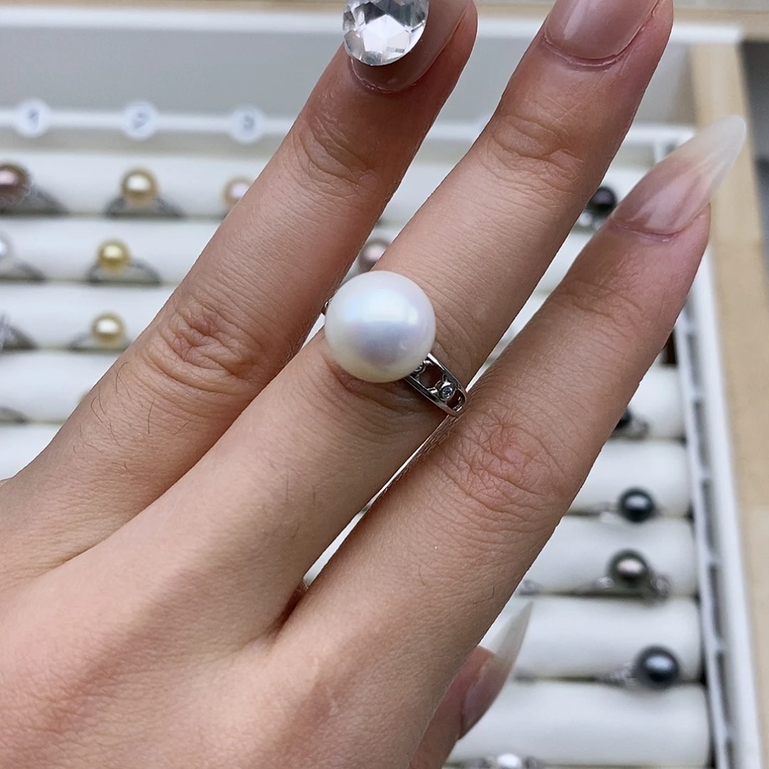吐***丽银S925镶嵌海水珍珠戒圈拍2