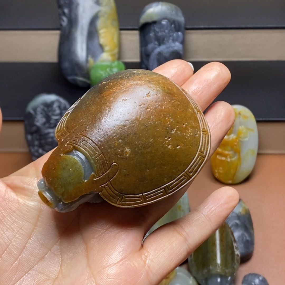 颈饰未镶嵌和田玉涛**旧