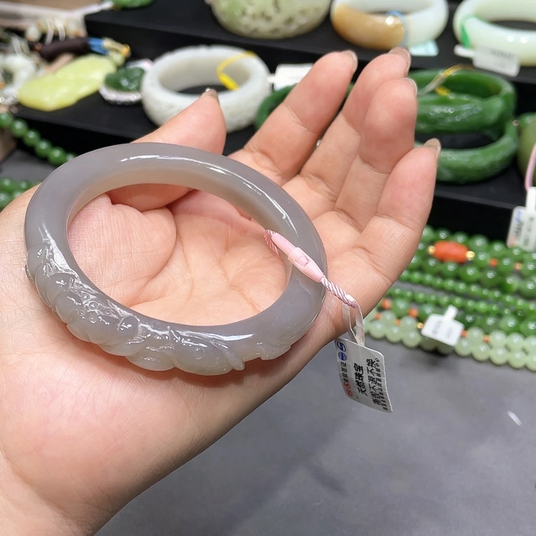 和田玉手镯56圈口75未镶嵌