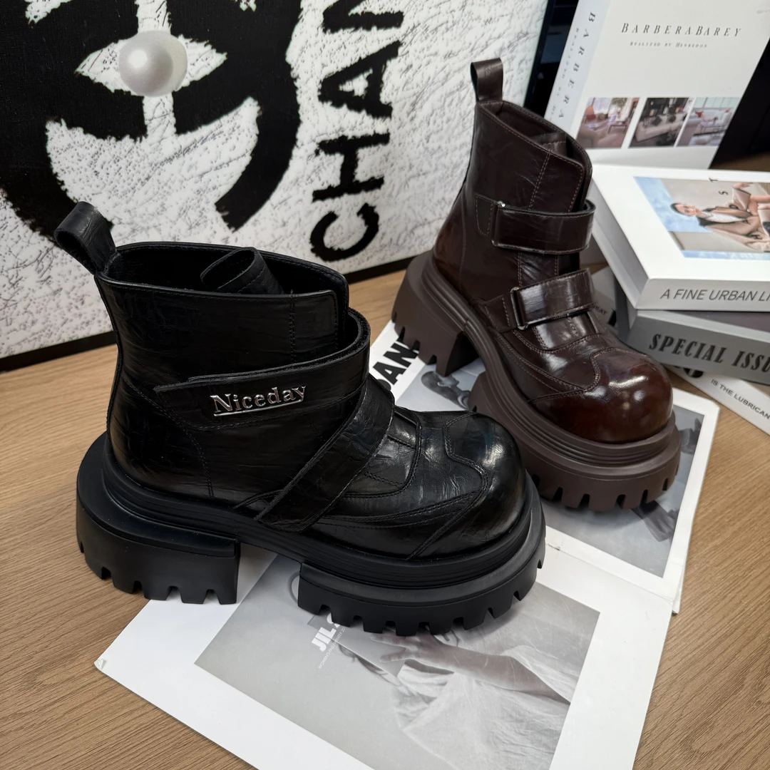 【闪闪●摩卡】中跟保暖秋冬马丁靴英伦风圆头修面皮女靴25SY00591