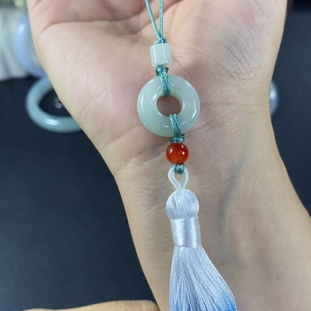 翡翠挂件未镶嵌天然翡翠