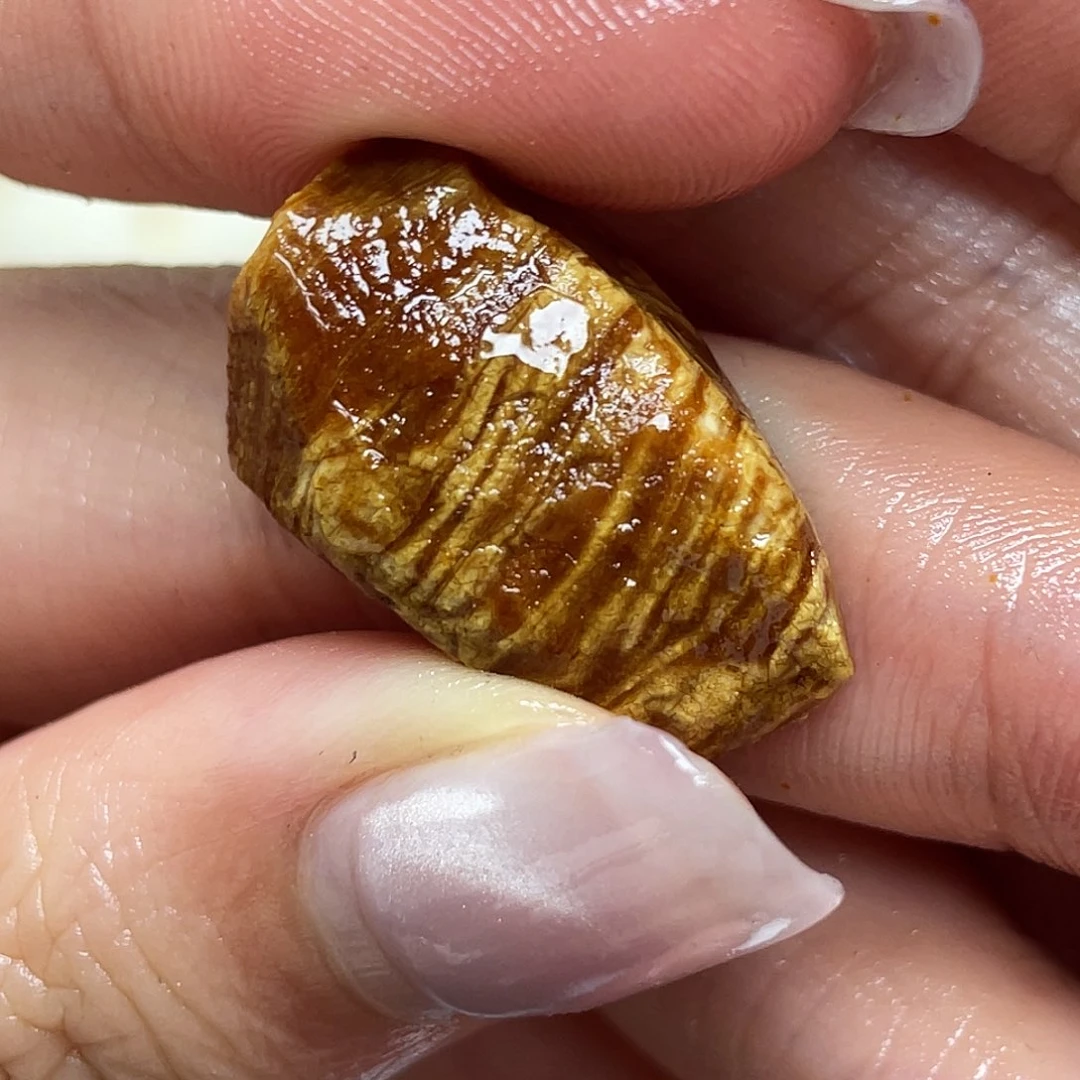 定制琥珀未镶嵌定制
