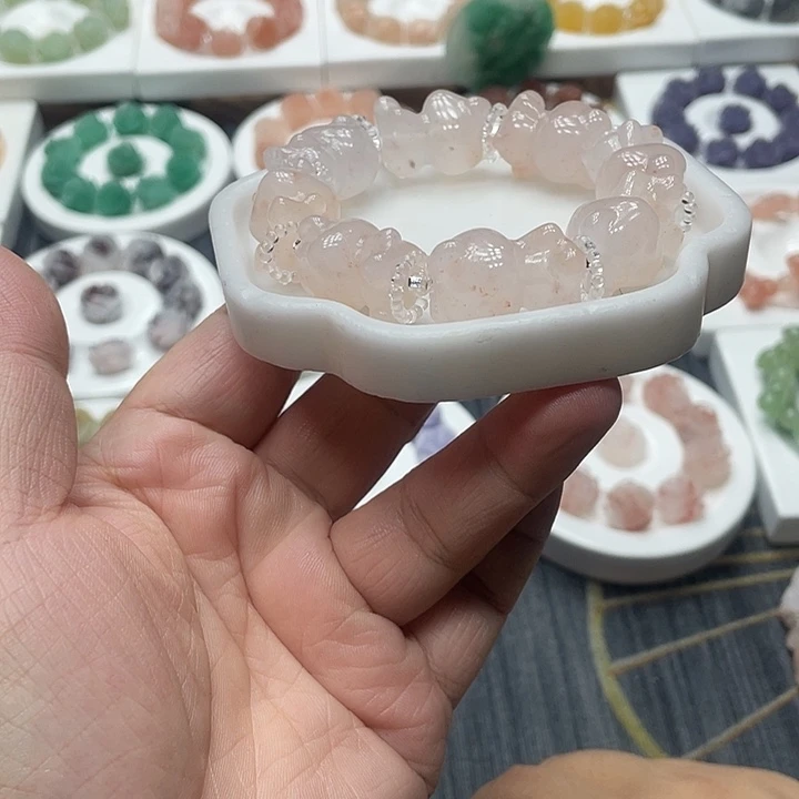 石英质玉（非洲翠）合金手串