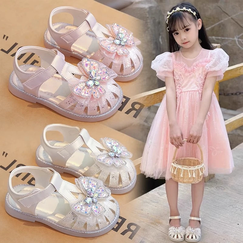 女童鞋子儿童公主包头凉鞋2025新款夏季夏款水晶宝宝女孩沙滩鞋子