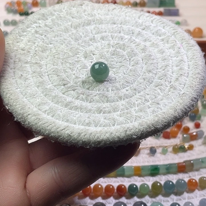 翡翠散珠未镶嵌定制翡翠卡10