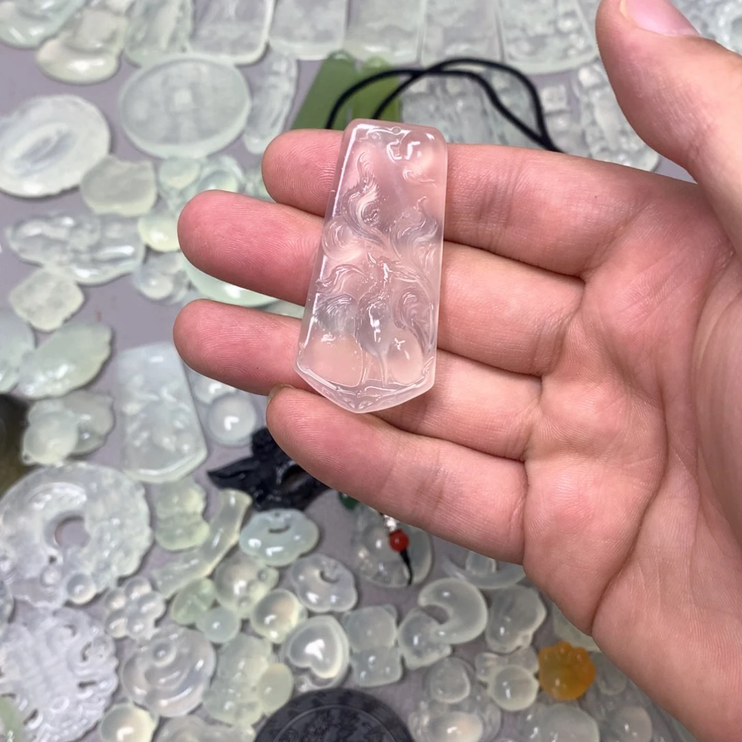 蛇纹石玉颈饰未镶嵌灵*儿