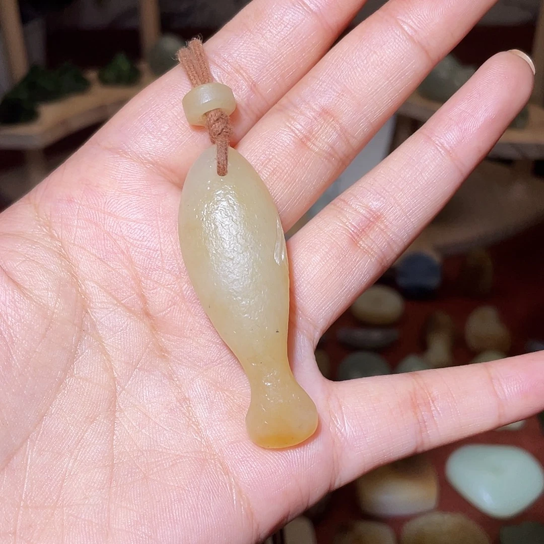 颈饰未镶嵌和田玉