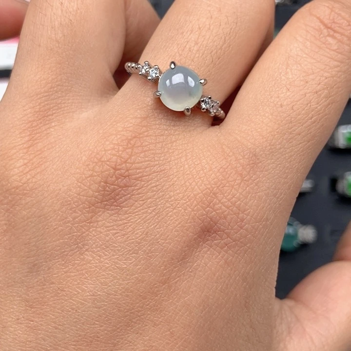 翡翠未镶嵌戒指戒指